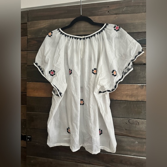 Madewell Embroidered Flutter Sleeve Top - Picture 3 of 6